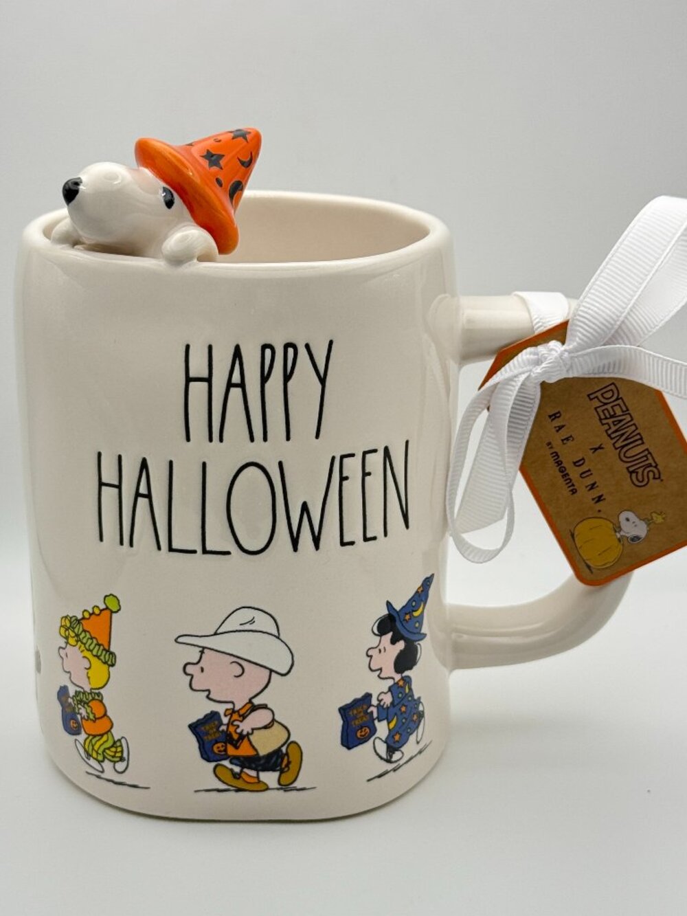 Peanuts HAPPY HALLOWEEN mug by Rae Dunn with Snoopy figurine